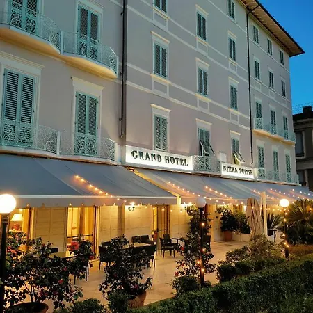 Hotel Grand Nizza Et Suisse 4*