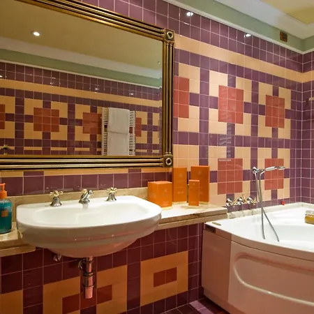 Hotel Grand Nizza Et Suisse